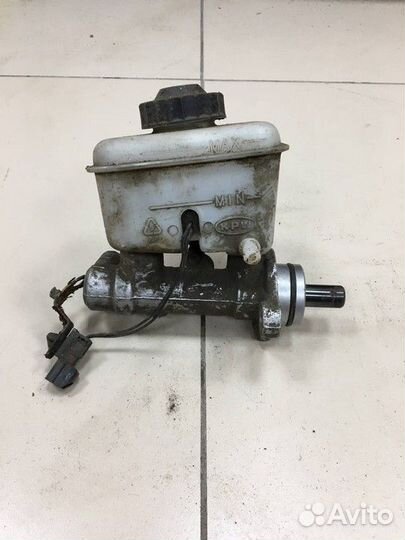 Главный тормозной цилиндр Kia Spectra