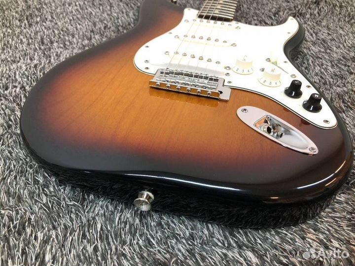 Fender Roland VG Stratocaster