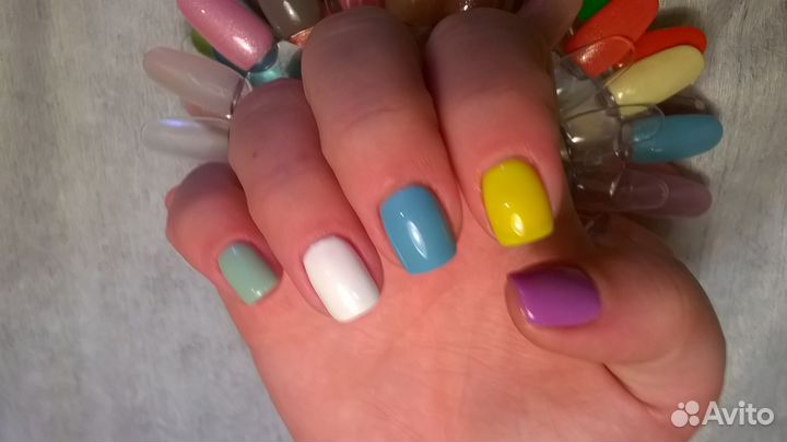 Маникюр с покрытием лаком