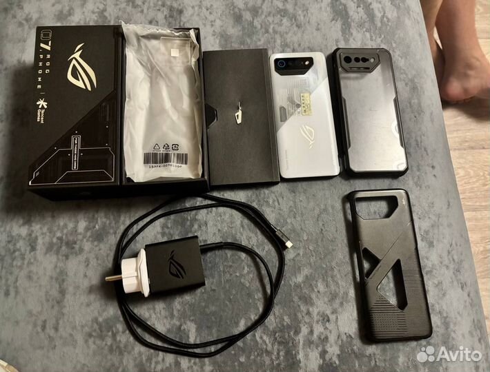 Asus ROG Phone 7, 8/256 ГБ