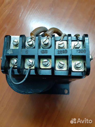 Понижающий трансформатор 220в-12в