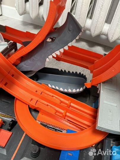 Hot wheels ultimate garage