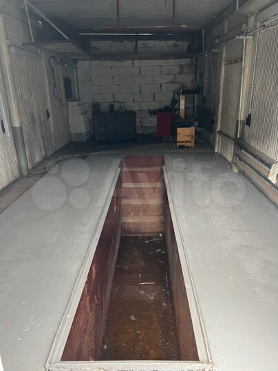 Гараж, > 30 м²