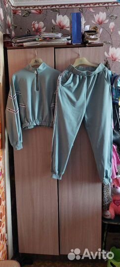 Спортивный костюм женский новый