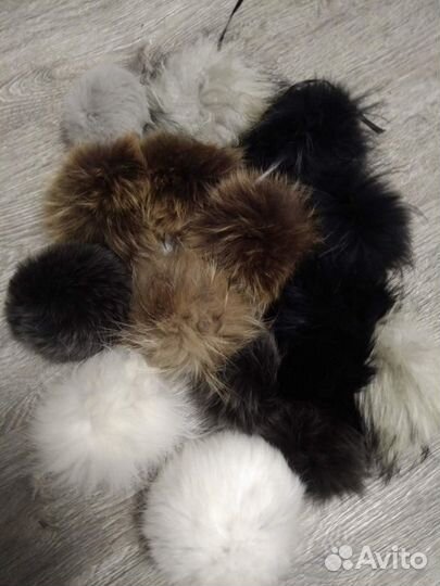 Помпоны из натурального меха