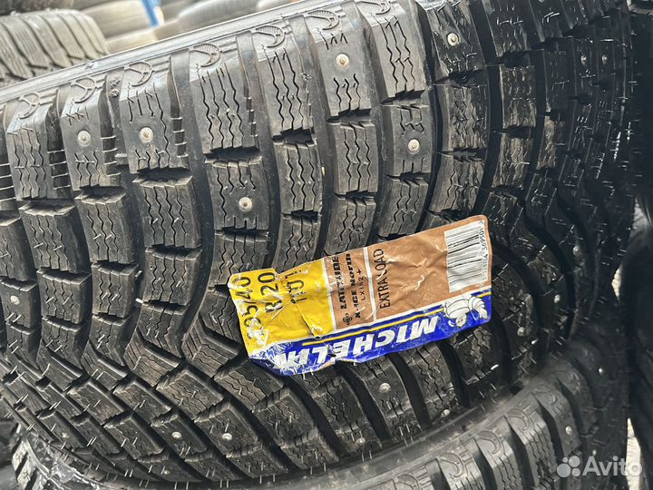 Michelin X-Ice North 2 265/45 R20 и 295/40 R20