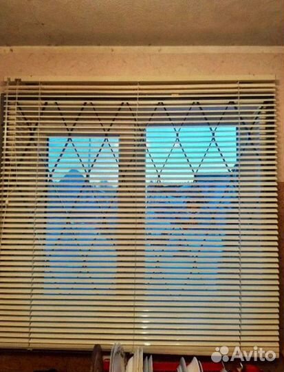 Жалюзи, шторы рулонные