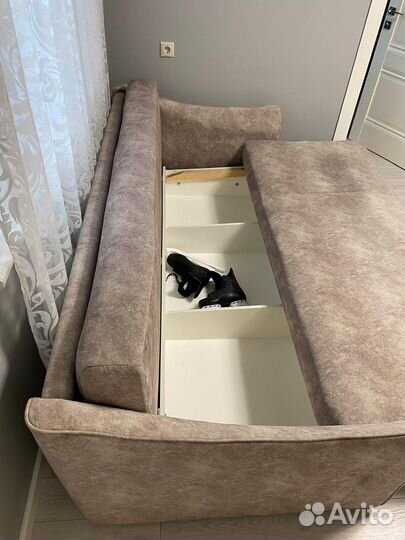 Диван прямой раскладной бу