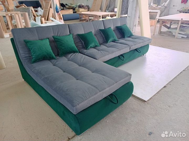 Диван с оттоманкой сафари