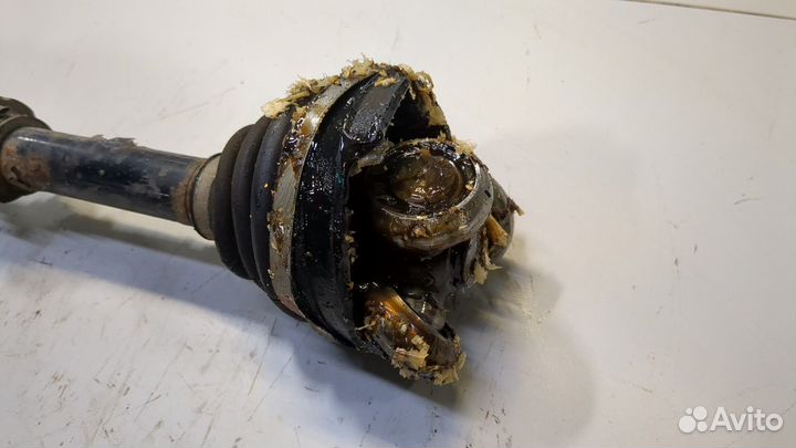 Полуось правая передняя Toyota Venza