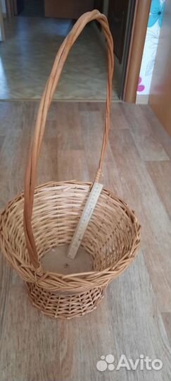 Плетеная корзинка