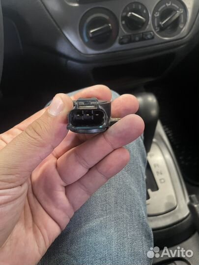 Датчик дросельной заслонки lancer 9