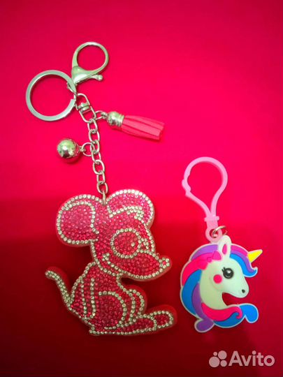 Брелок — подвеска 