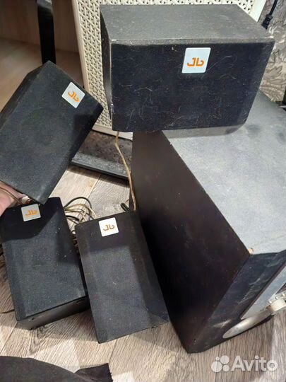 Музыкальный центр