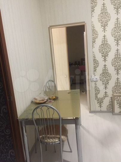 3-к. квартира, 60 м², 2/21 эт.