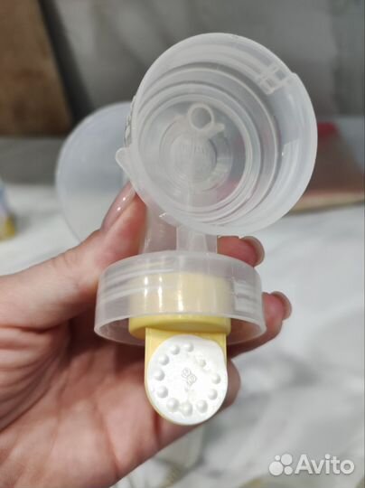 Молокоотсос medela электрический