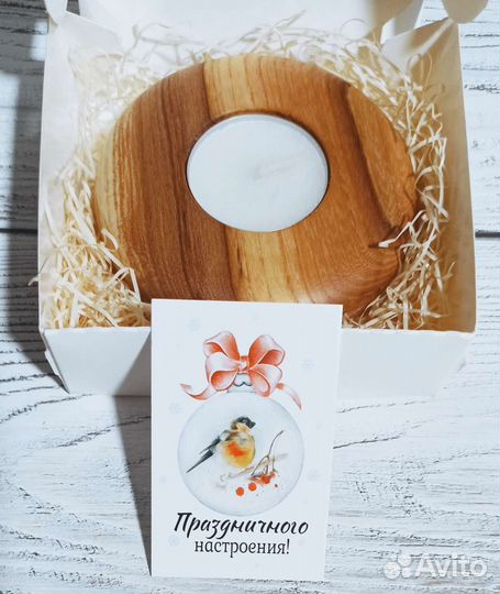 Подсвечник из дерева в подарочной упаковке