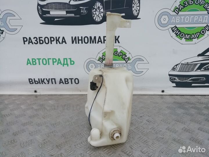 Бачок омывателя Mazda 626 GE 1995г