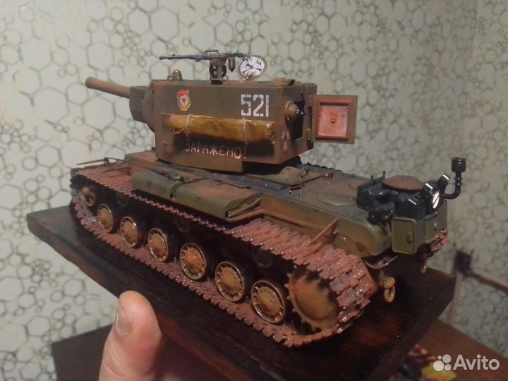 Модель танка кв 2