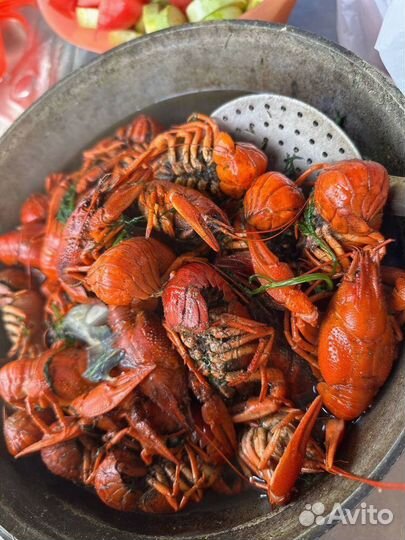 Живые раки средней градации, доставка