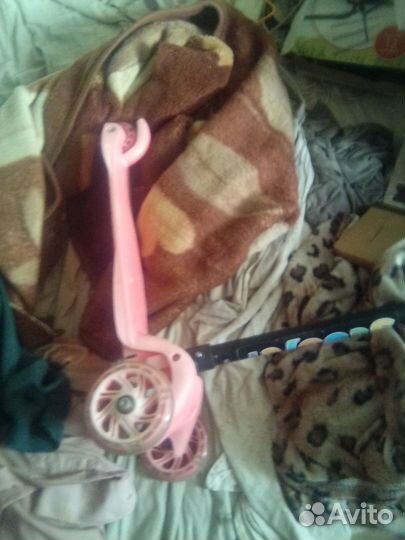 Самокат трехколесный со светящимися колесами