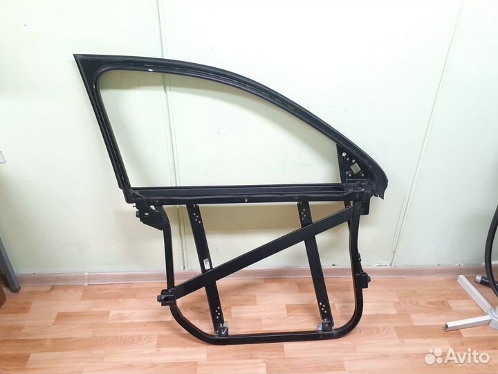 Рамка двери передняя левая VW Touareg 1 7L BPE