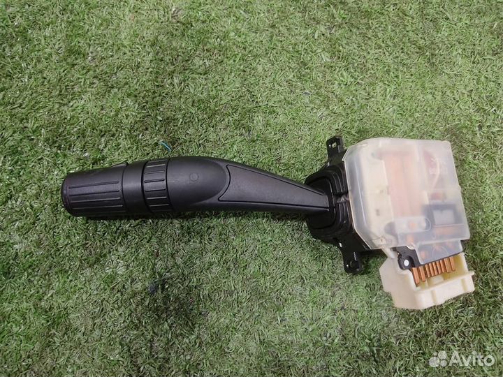 Подрулевой переключатель поворотов Subaru Impreza