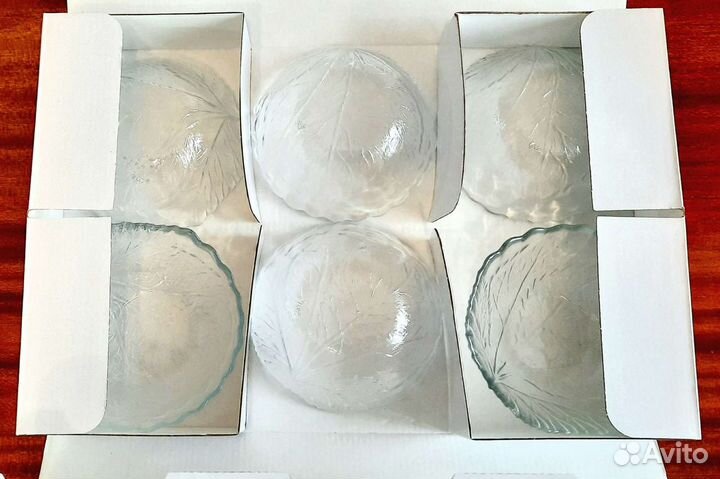 Набор салатниц новый на подарок