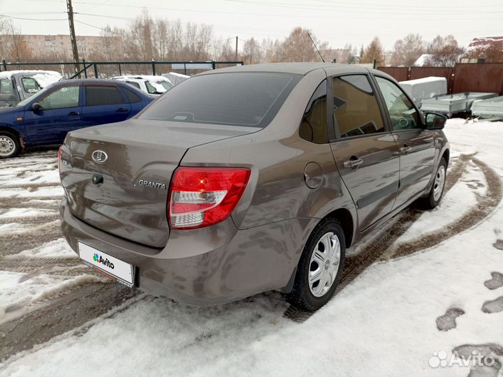 LADA Granta 1.6 МТ, 2017, 117 735 км