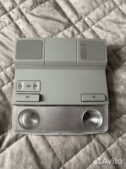 Салонный плафон skoda yeti