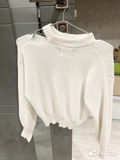 Свитер в школу