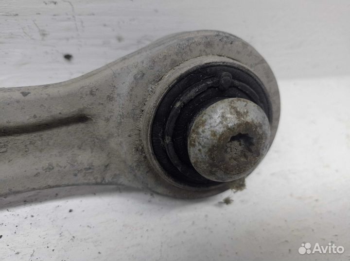 Рычаг передний правый нижний Audi A8 D4