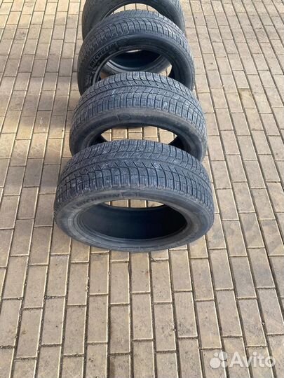 Michelin X-Ice 215/55 R17