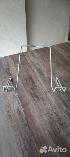 Подставка для книг к 