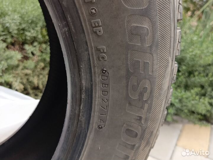 Bridgestone Blizzak DM-V2 225/60 R17 99S