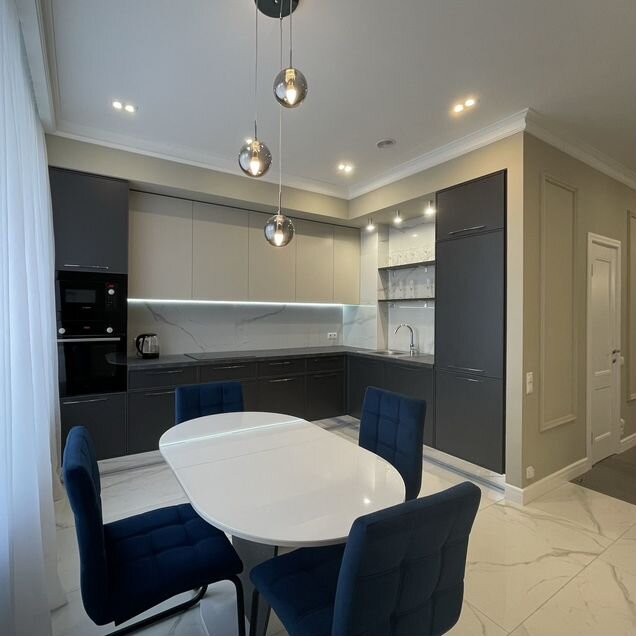 3-к. квартира, 90 м², 20/27 эт.
