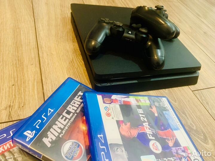 Sony playstation 4 slim