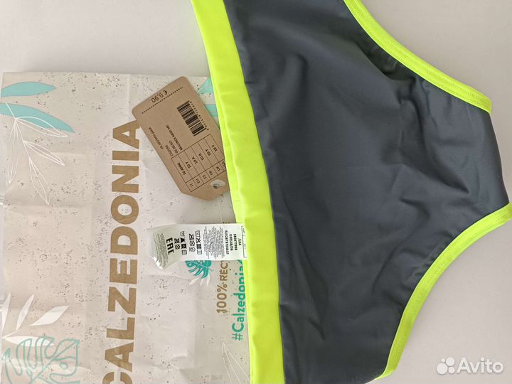 Calzedonia плавки новые для мальчика на 8-10 лет