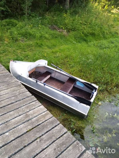 Лодка романтика н с мотором 5 лс