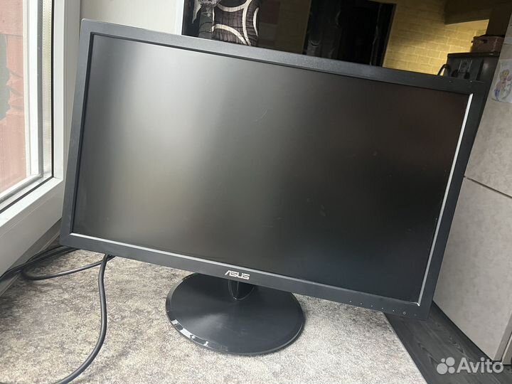 Монитор Asus