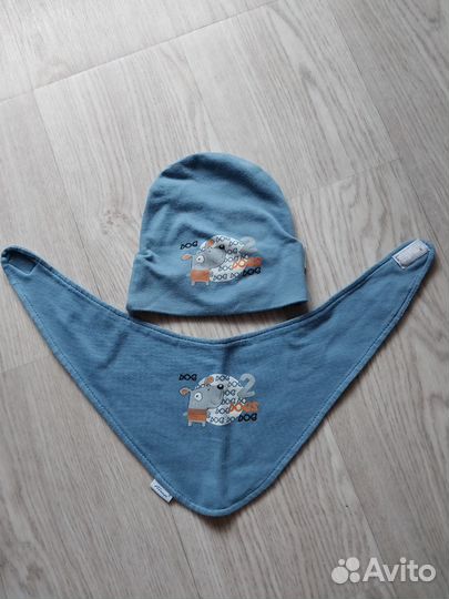 Шапка и слюнявчик 6-12 мес