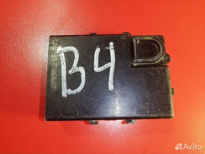 Блок управления селектором АКПП Subaru Legacy BE5