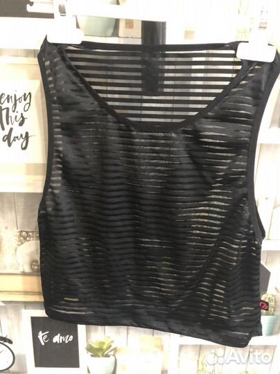 Спортивные лосины и топ