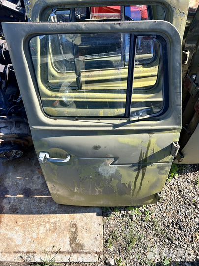 Дверь урал 4320