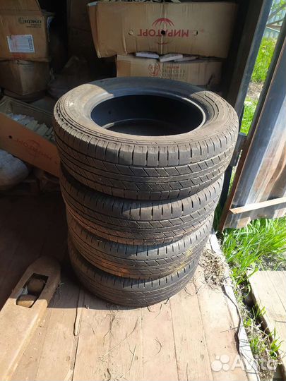 Hankook Dynapro HP2 RA33 225/65 R17