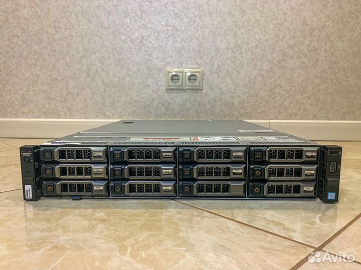 Сервер Dell R730xd 12LFF 2x E5-2698v4 16GB