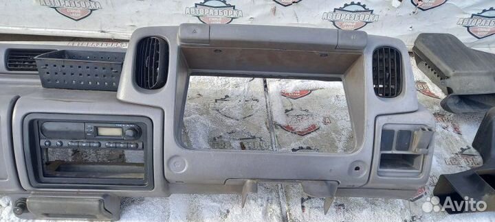 Торпедо Nissan Atlas M2F23 TD23 1992