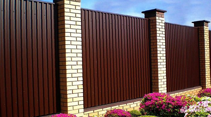 Забор из профнастила