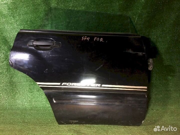 Дверь задняя правая Subaru Forester SF5 Черная деф