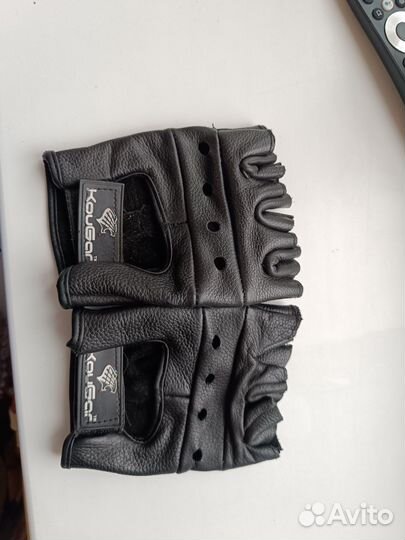 Мужские кожаные перчатки новые